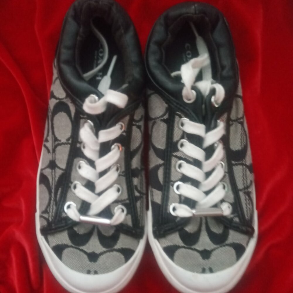 COACH Barrett Women's Sz 5B  Signature C Pattern Black Gray Sneakers  Shoes